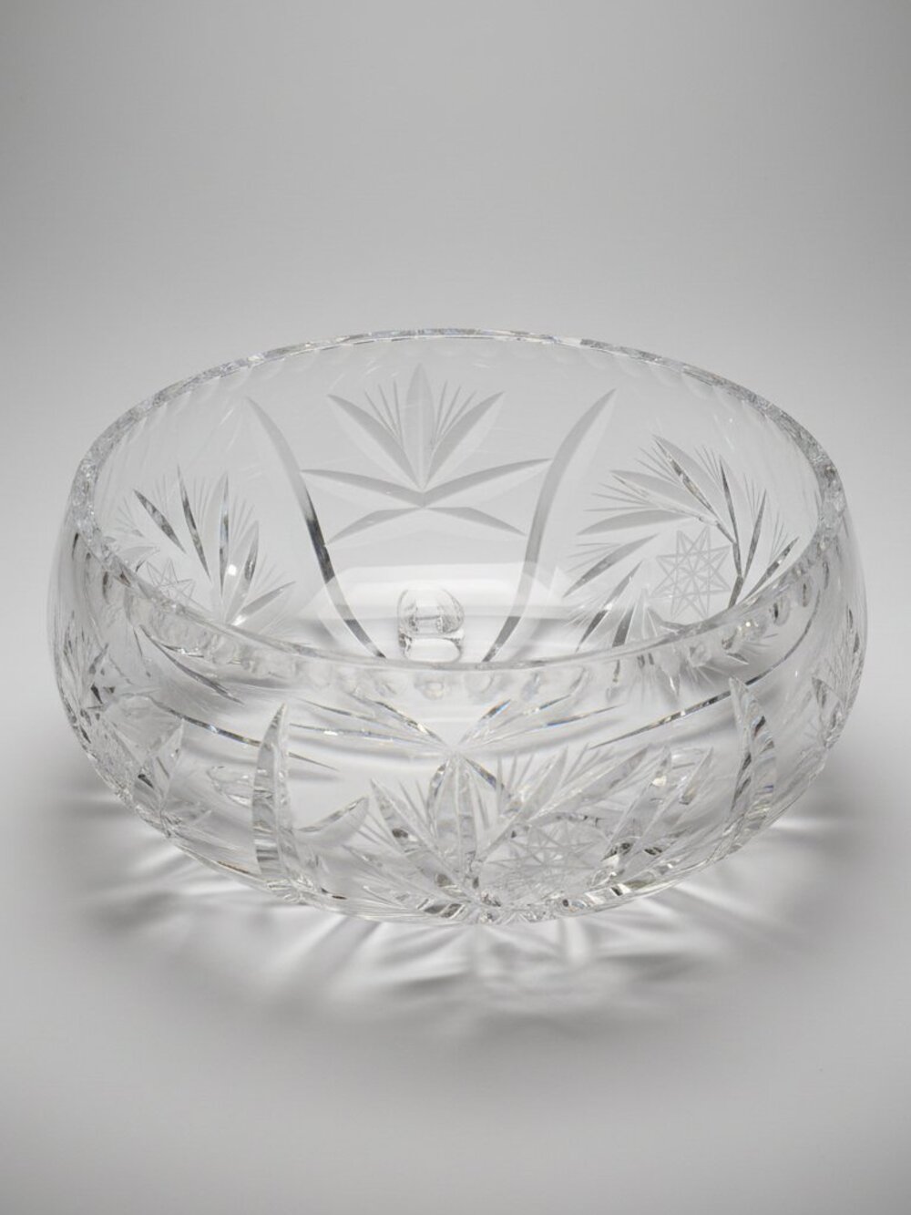 Vintage three-toed lead crystal bowl